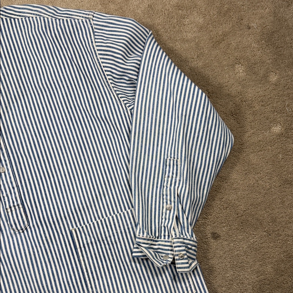 Men's Blue and White Striped Casual Shirt - Picture 3 of 9